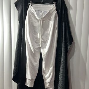 Fabletics White Joggers New soft material Size Medium